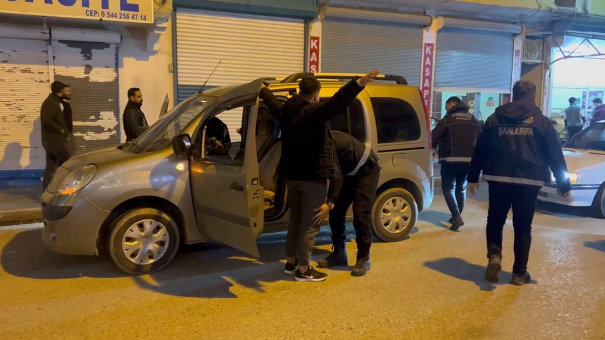 Ceylanpınar’da asayiş taraması! Arananlar yakalandı