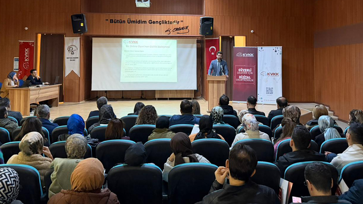 Şanlıurfa’da dijital farkındalığı yükselten seminer