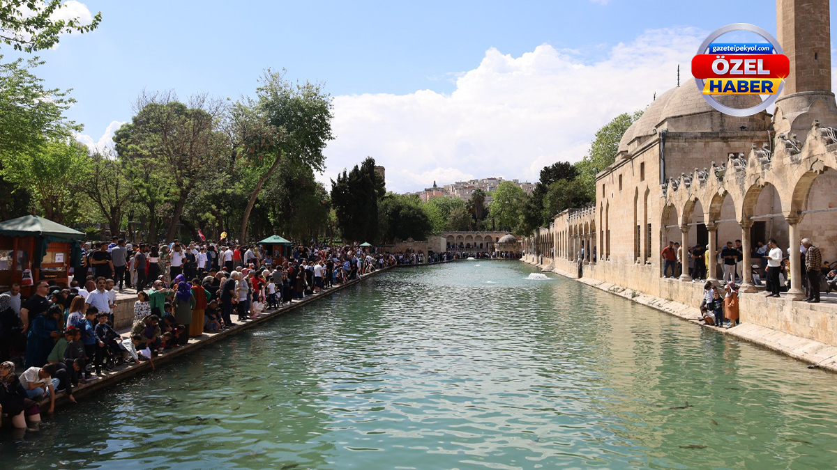 Şanlıurfa’da iğne atsan yere düşmüyor! Akın akın geliyorlar
