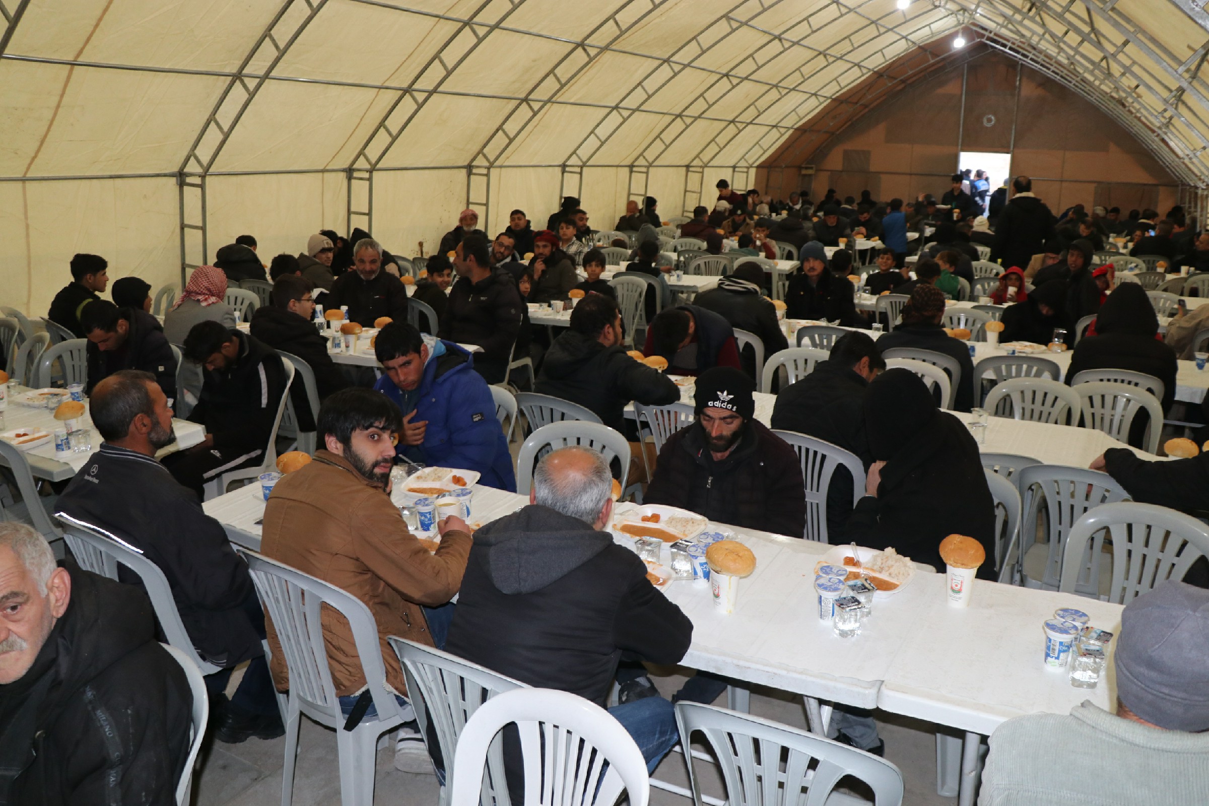Şanlıurfa’da ilk iftarın adresi: ‘Halil İbrahim Sofrası’