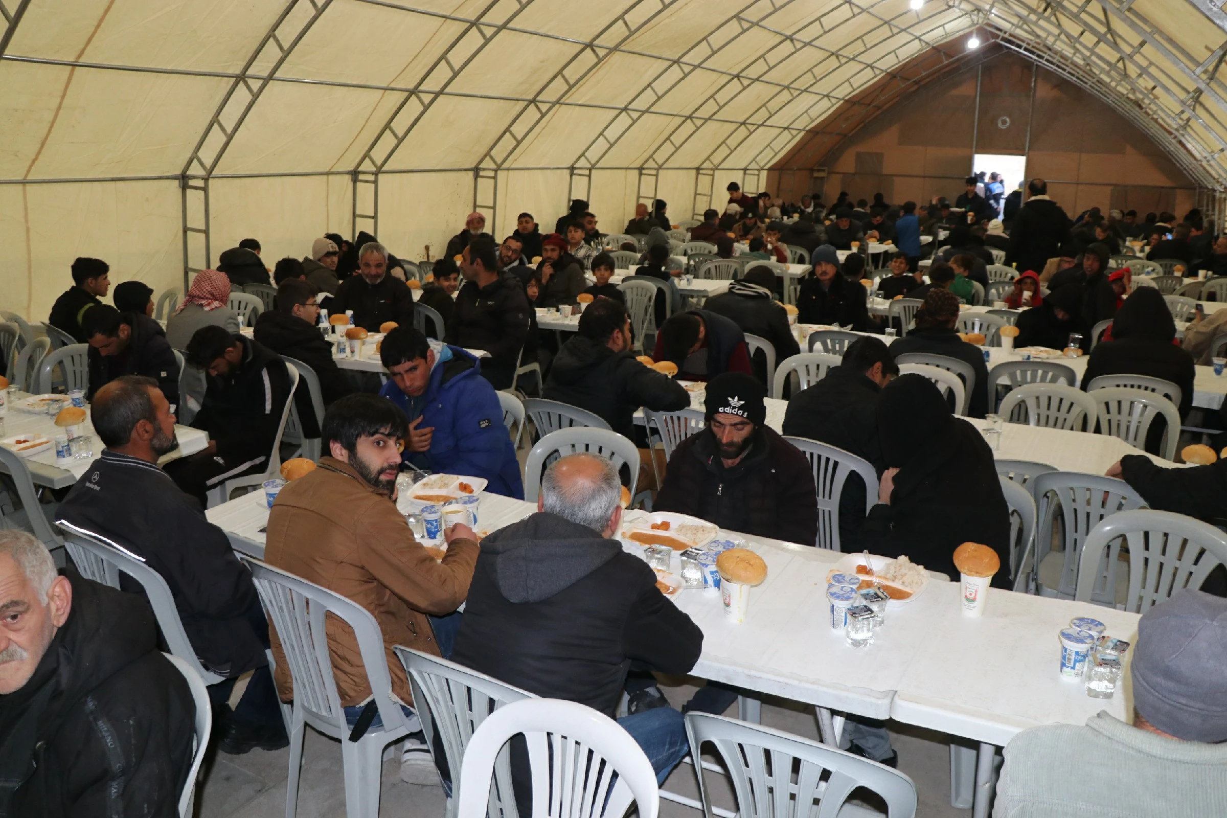 Şanlıurfa’da ilk iftarın adresi: ‘Halil İbrahim Sofrası’