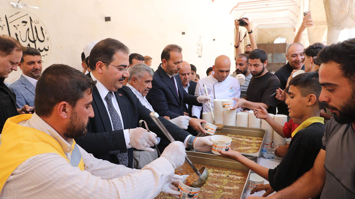 Şanlıurfa’da kazanlar kaynadı, vatandaşlar akın etti!
