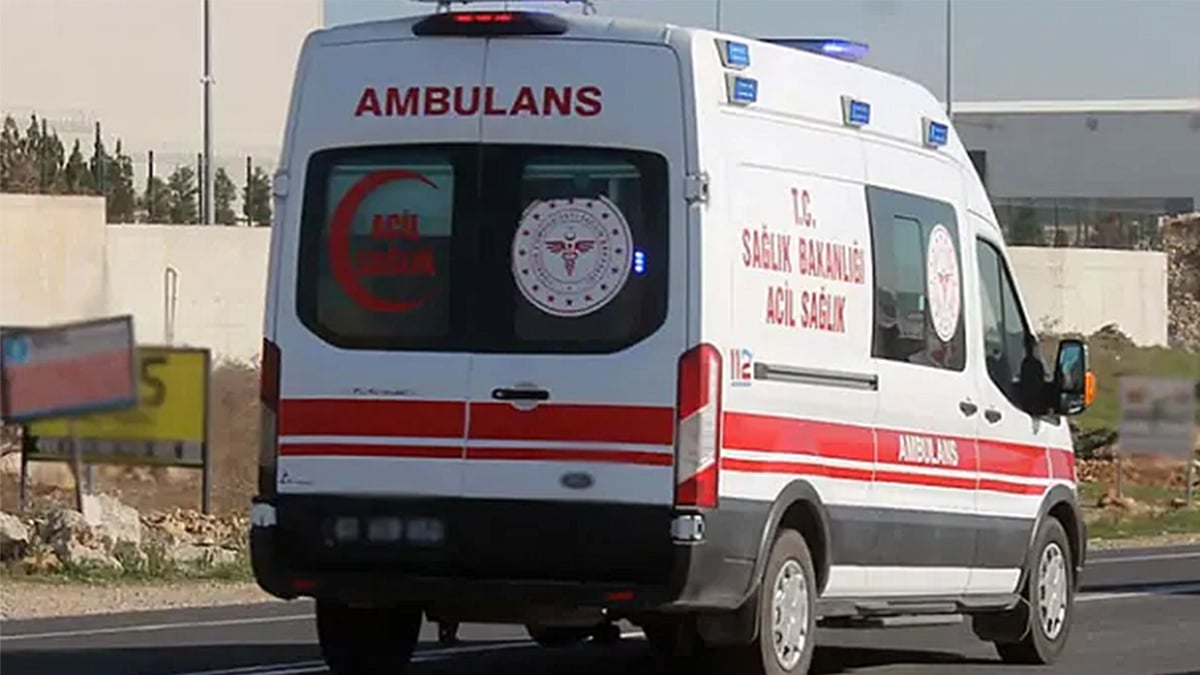 Şanlıurfa’da korkutan kaza: İş makinesi devrildi! Yaralı var