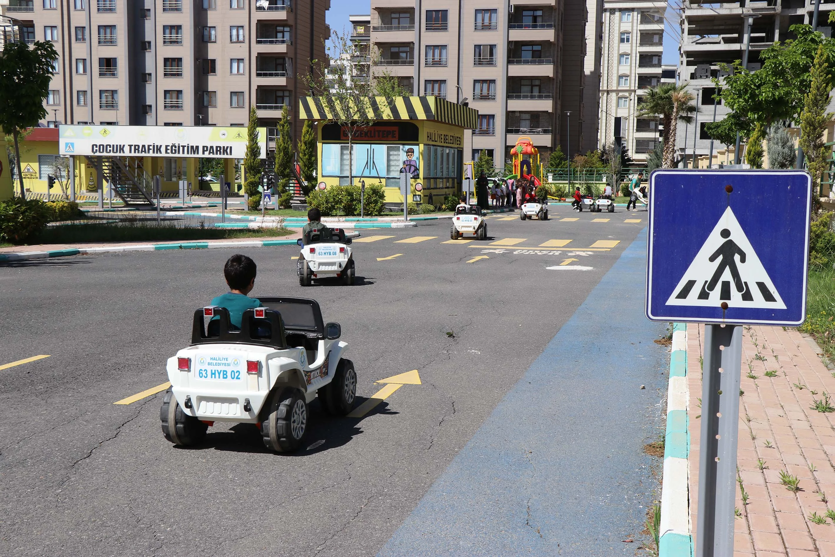 Şanlıurfa’da minikler direksiyon başına geçti!