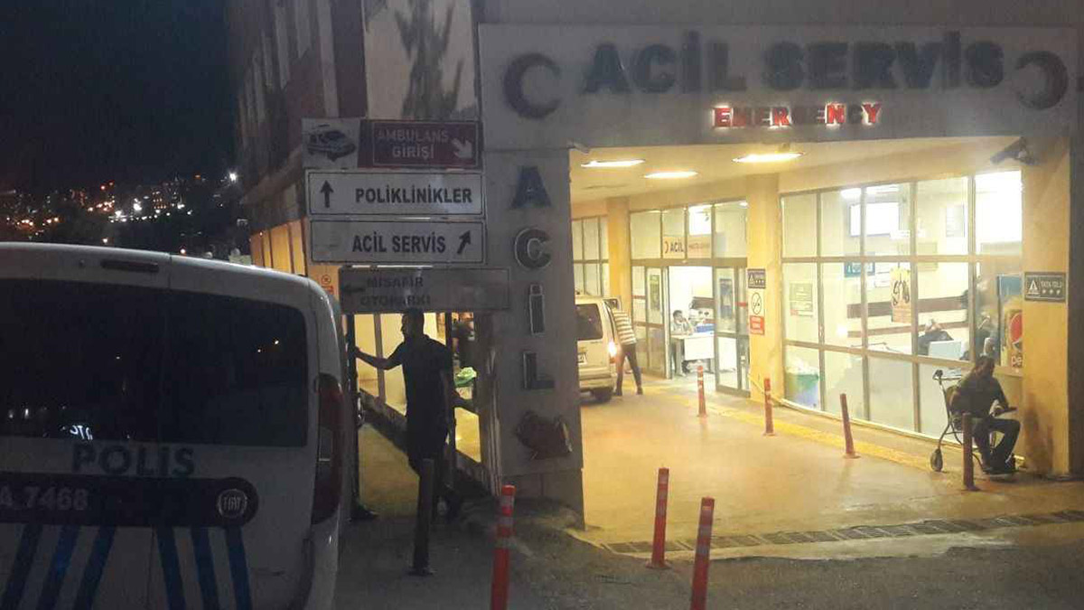 Şanlıurfa'da pazarda kanlı kavga! Yaralılar var