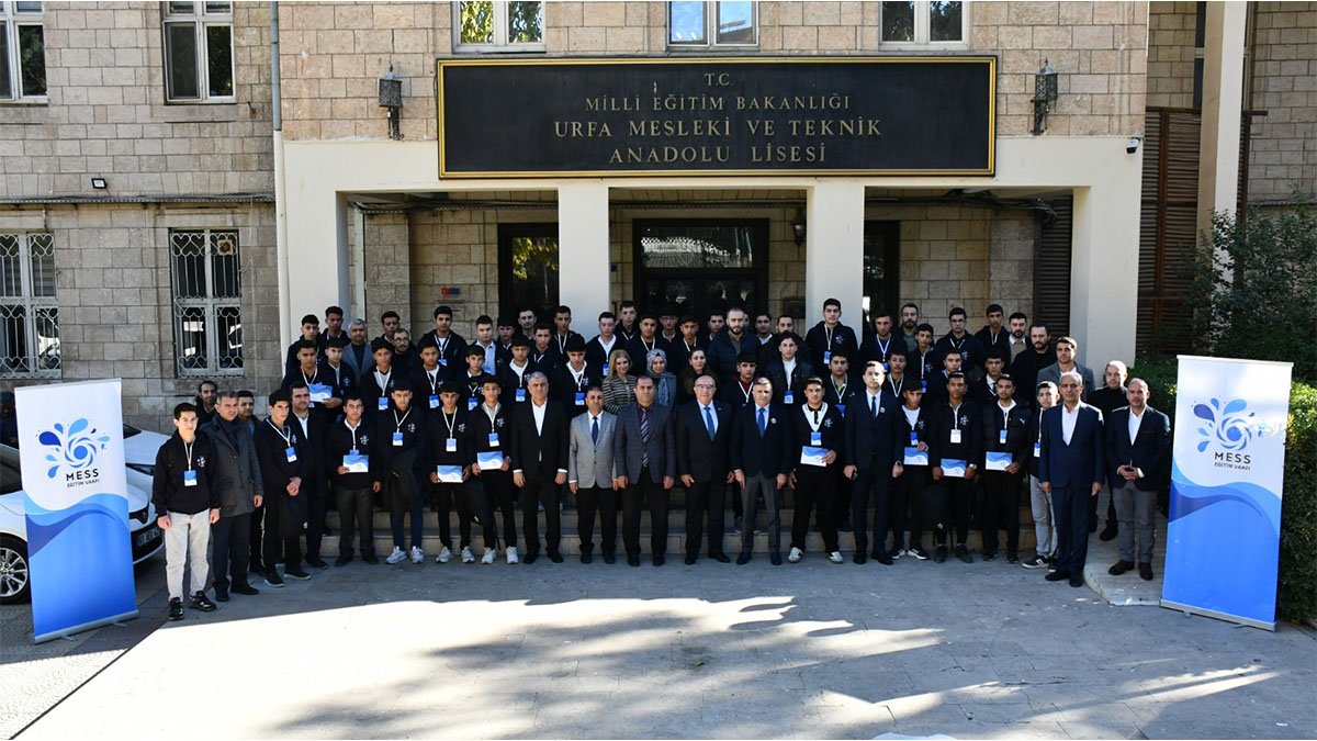 Şanlıurfa’nın 13 ilçesinden seçildiler: Başarıları ödülle taçlandı!