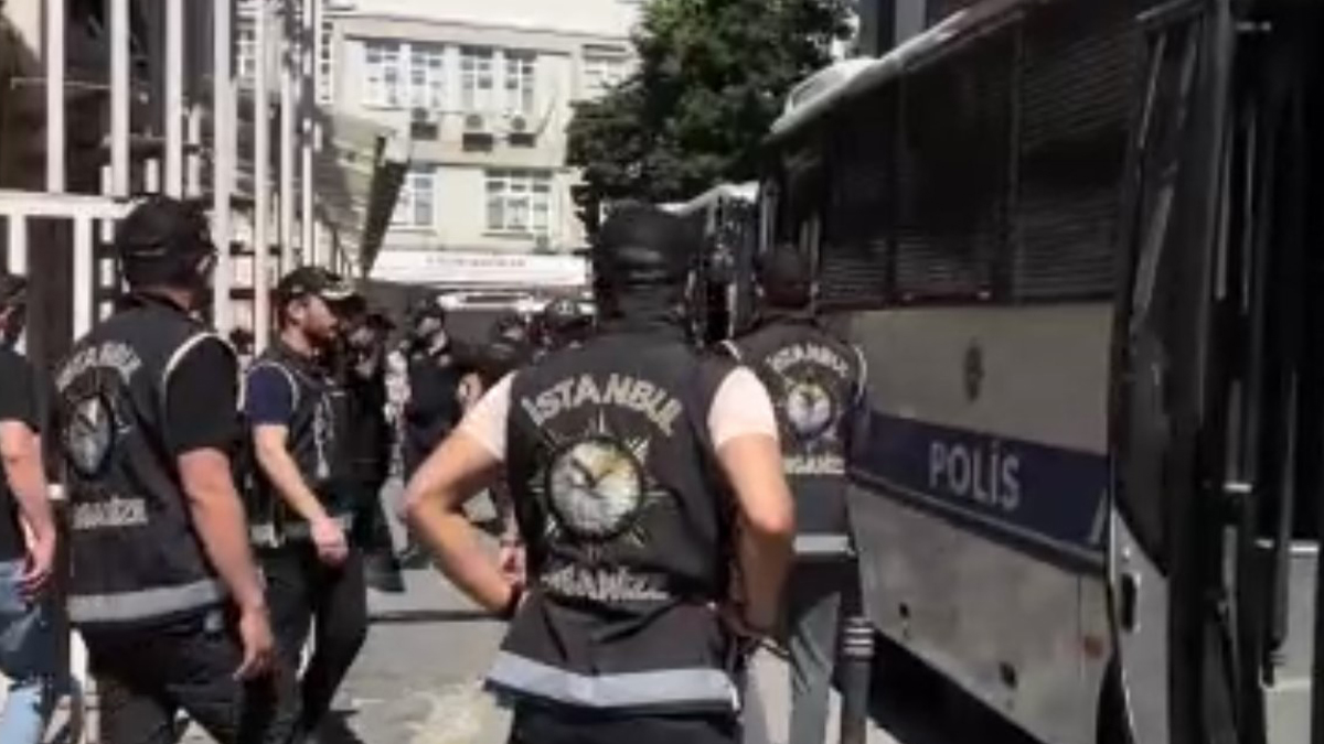 İstanbul’dan Şanlıurfa’ya ulaşan suç şebekesi çökertildi!