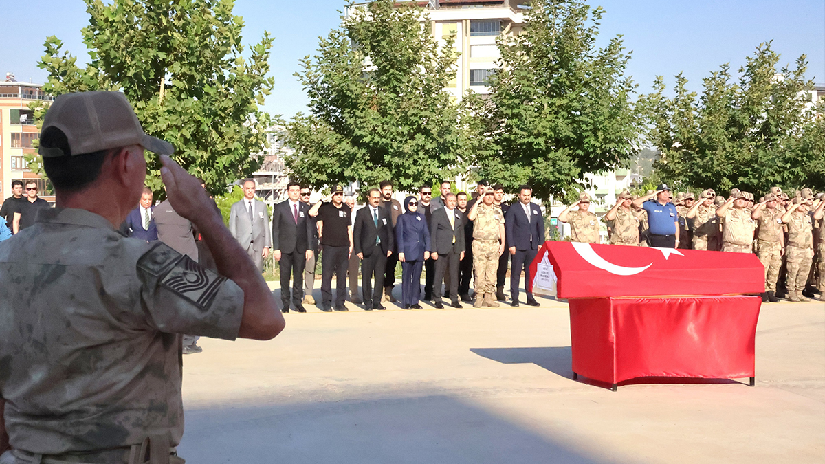 Şanlıurfa’da uzman çavuş kalbine yenik düştü! Törenle memleketine uğurlandı
