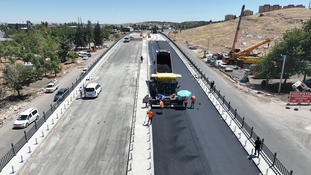 Şanlıurfa'ya nefes aldıracak kavşakta sona doğru!  Sürücülerin gözü aydın