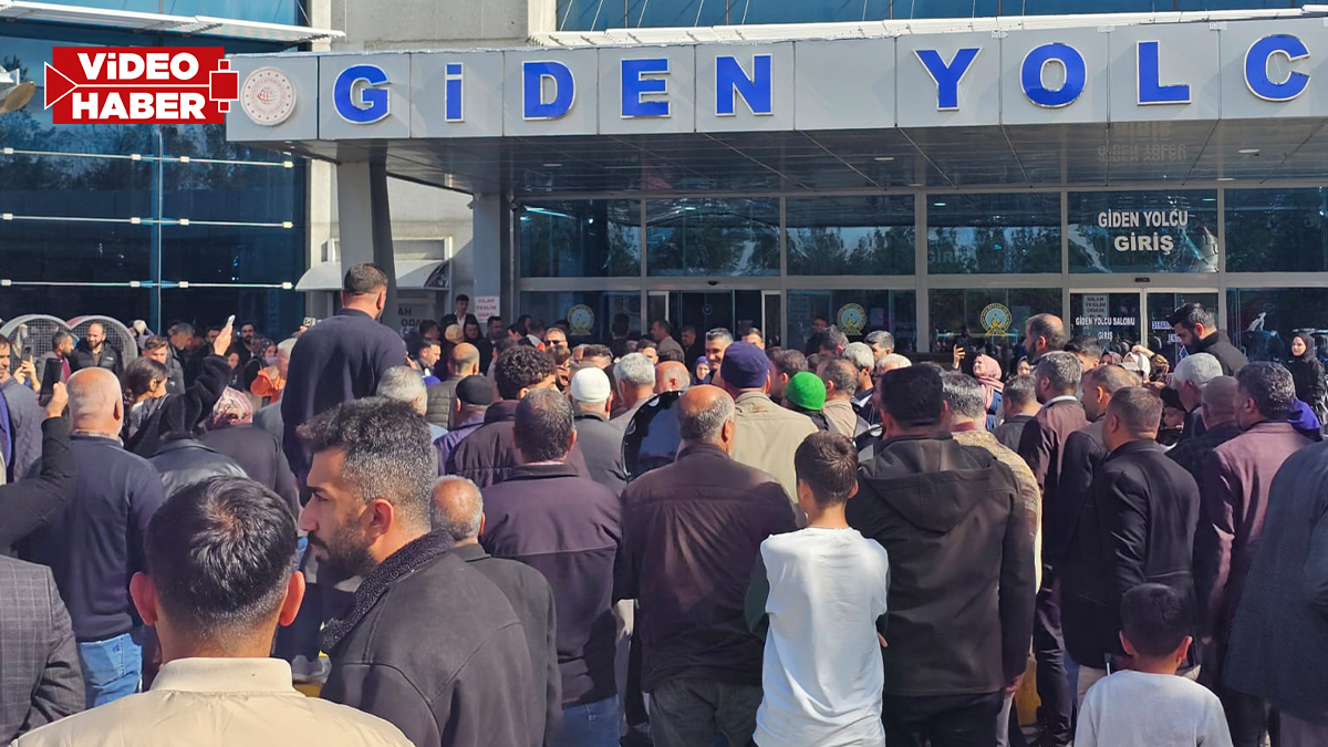 Şanlıurfa’dan kutsal yolculuk! Hacı adayları dualarla yola çıktı