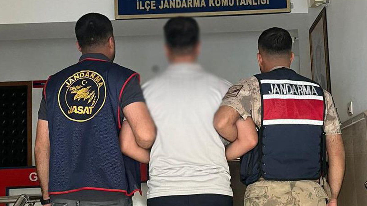 Şanlıurfa’da hapis cezasıyla aranan sahte görevli yakalandı!