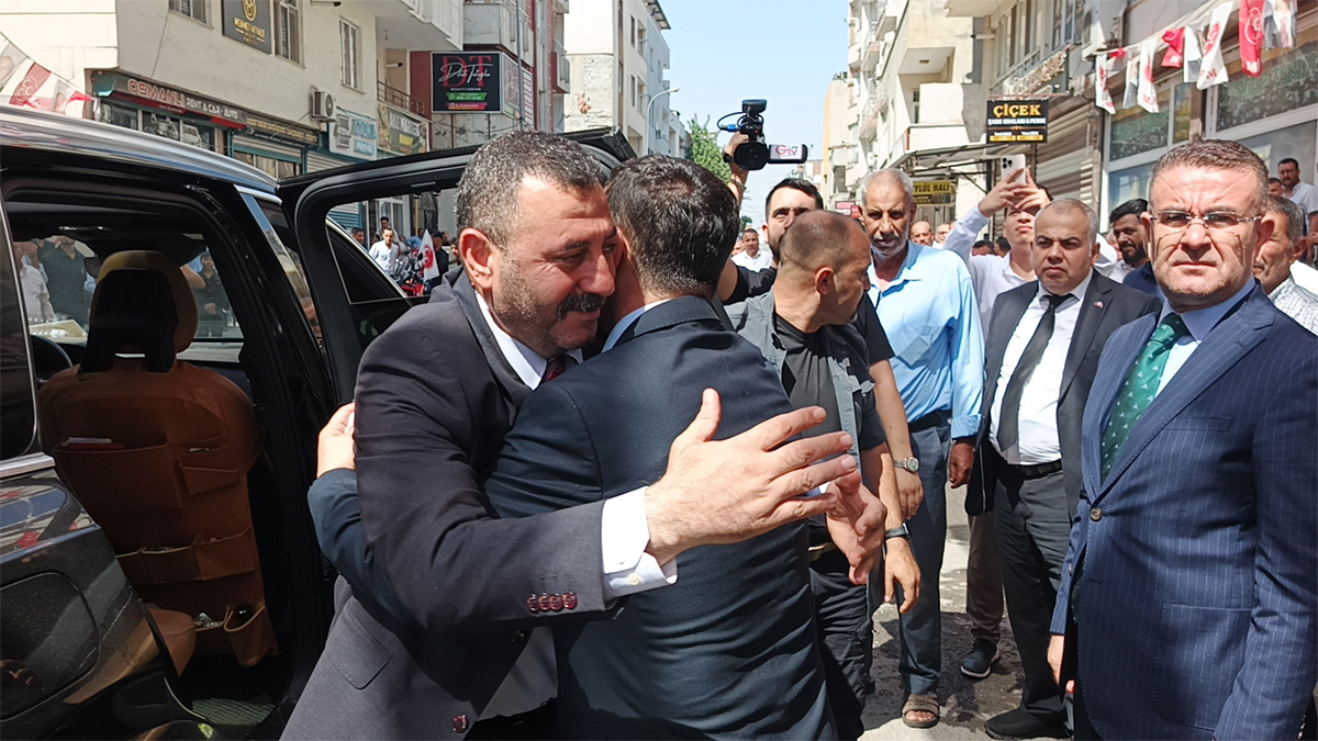MHP Şanlıurfa ilçe teşkilatında kongre coşkusu