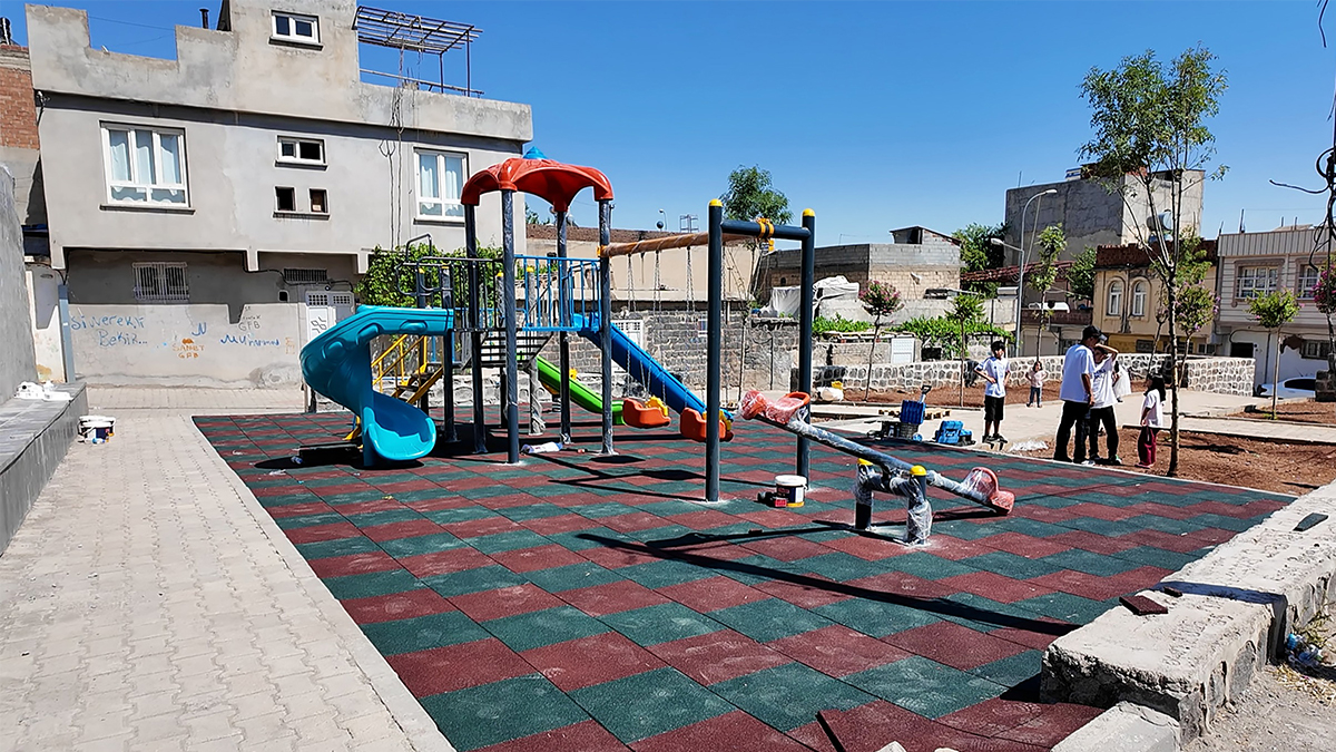 Siverek’te mahallelinin park hasreti sona erdi