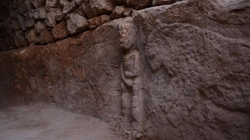 Şanlıurfa’daki penisini tutan adam kabartması arkeoloji tarihine geçti
