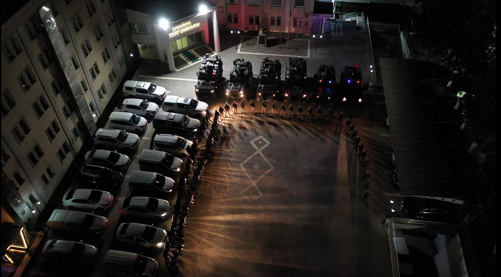 MİT ve emniyetten Şanlıurfa’da operasyon! 8 kişi yakalandı