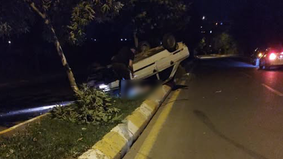 Şanlıurfa'da otomobil takla attı: 1'i ağır 2 yaralı
