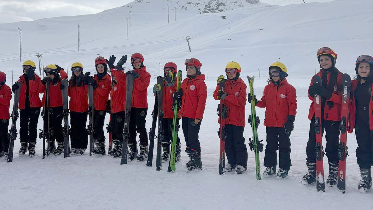 Şanlıurfa’dan Hakkari’ye kayak eğitimi yolculuğu