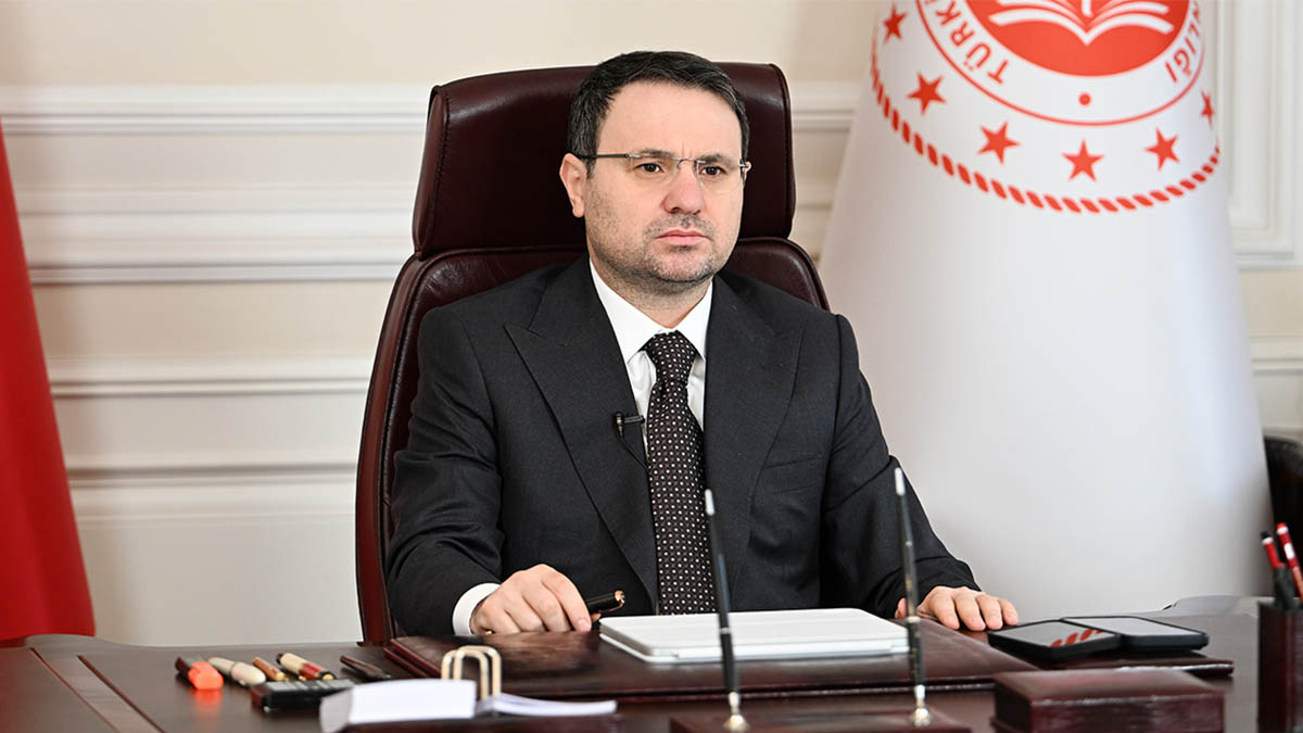 Şehir şehir gezip adam öldüren seri katil bakın nereden çıktı!