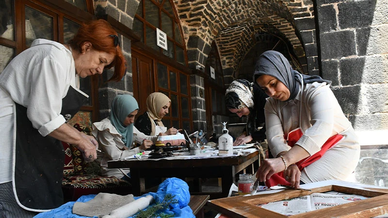 Her yaşa hitap ediyor! Şanlıurfa'daki belediyeden ücretsiz kurs