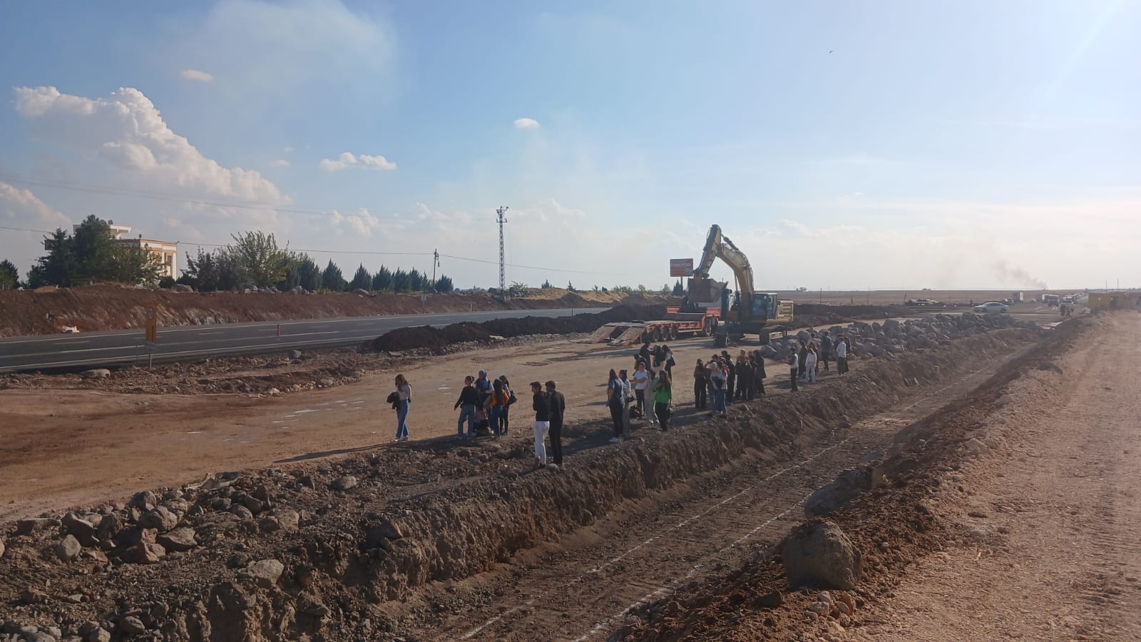 Siverek’te üniversite öğrencileri okul yolunda çile çekiyor!