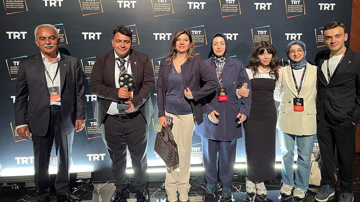 Siverekli genç yönetmen TRT’den ödülle döndü