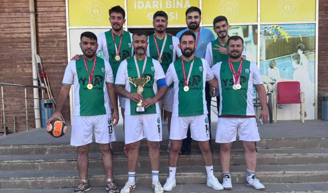 Şanlıurfa'daki turnuvada kupa Harran'a gitti