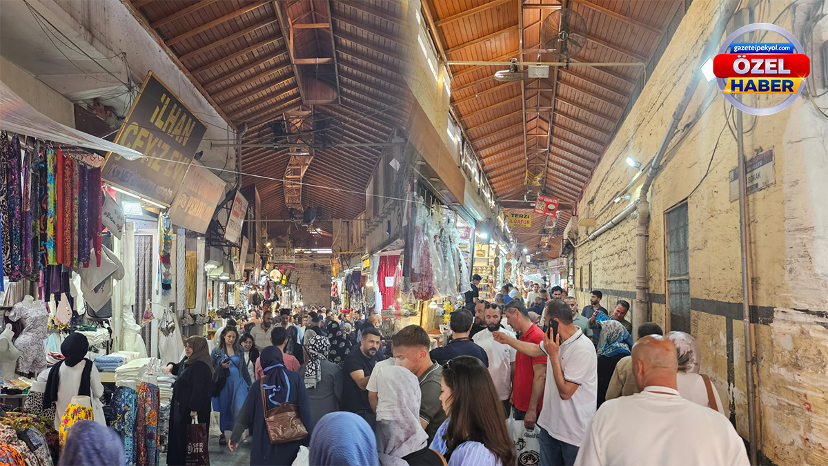 Şanlıurfa’da tarihi çarşıda çifte bereket!