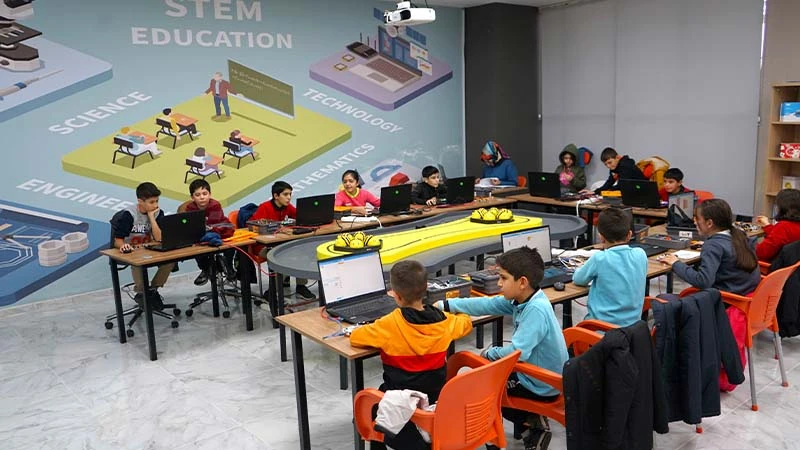 Urfa’da geleceğin yazılımcıları yetişiyor