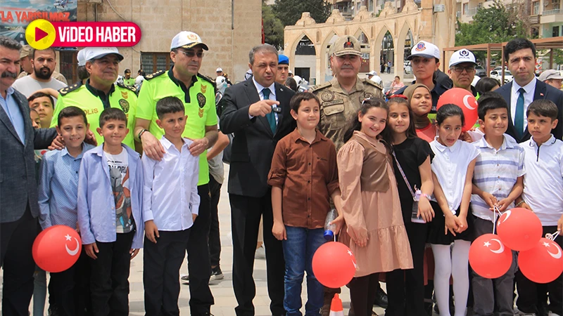 Şanlıurfa’da trafik haftası kutlandı: Ücretsiz kask dağıtıldı