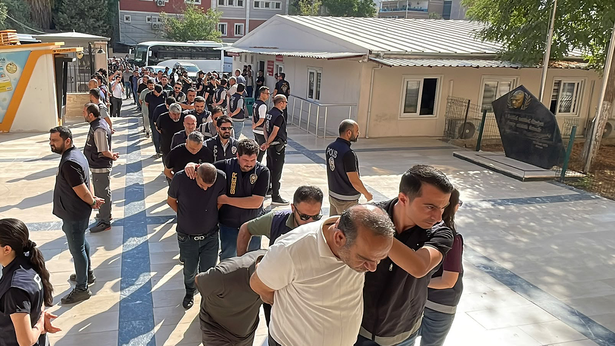 Şanlıurfa merkezli yasa dışı bahis operasyonunda yeni gelişme: Çok sayıda kişi tutuklandı