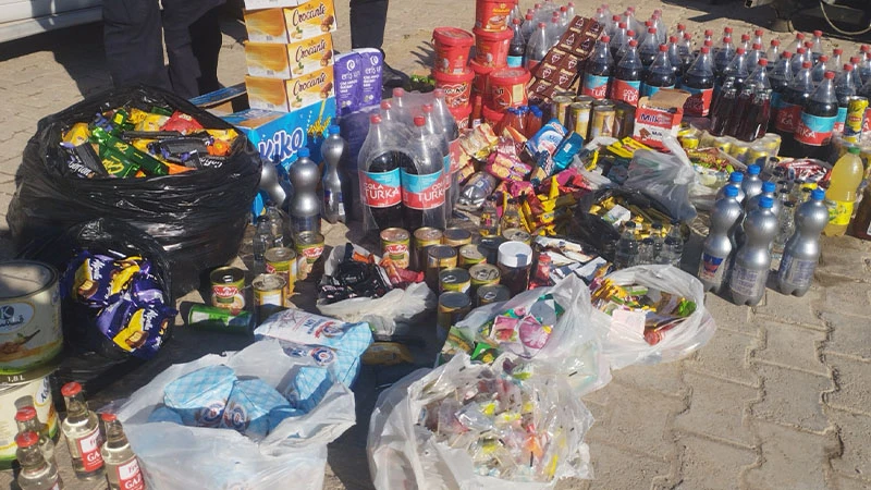 Urfa'da tarihi geçmiş ürünlere el konuldu