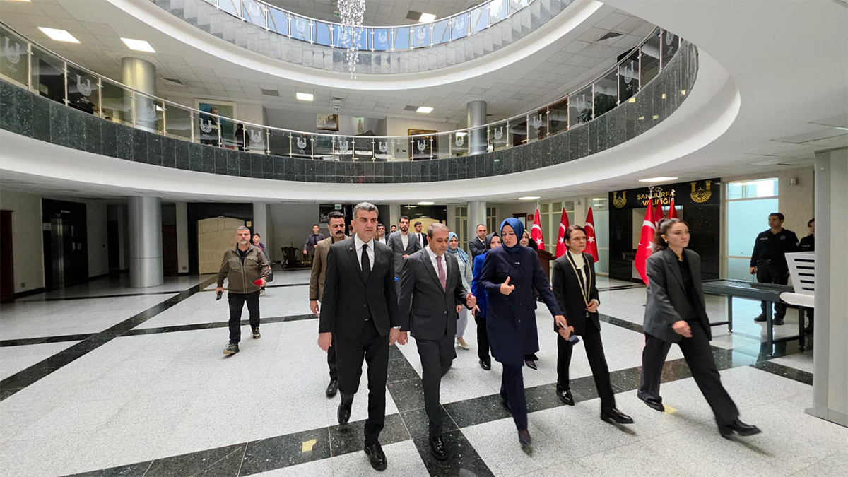 Fatma Betül Sayan Kaya’nın Şanlıurfa temasları başladı: İlk durak Valilik