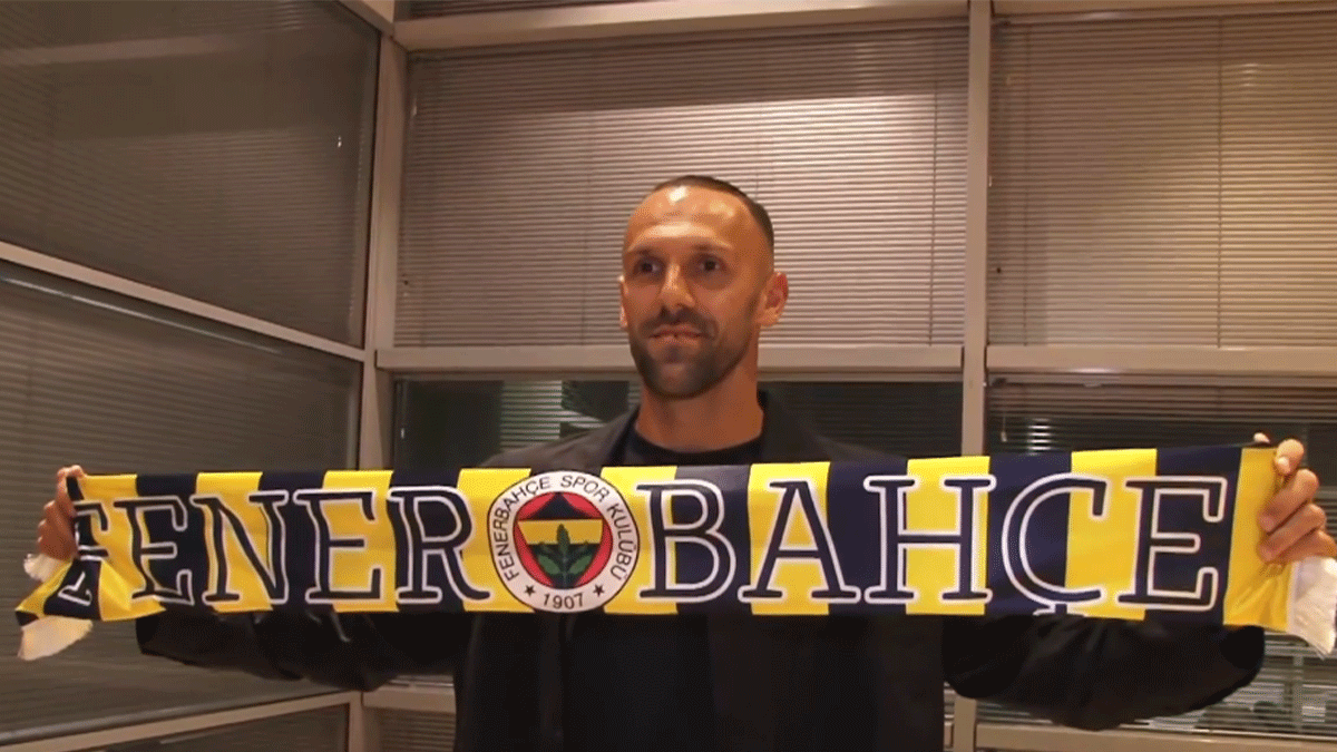 Fenerbahçe’nin ilk transferi imza için İstanbul’a geldi