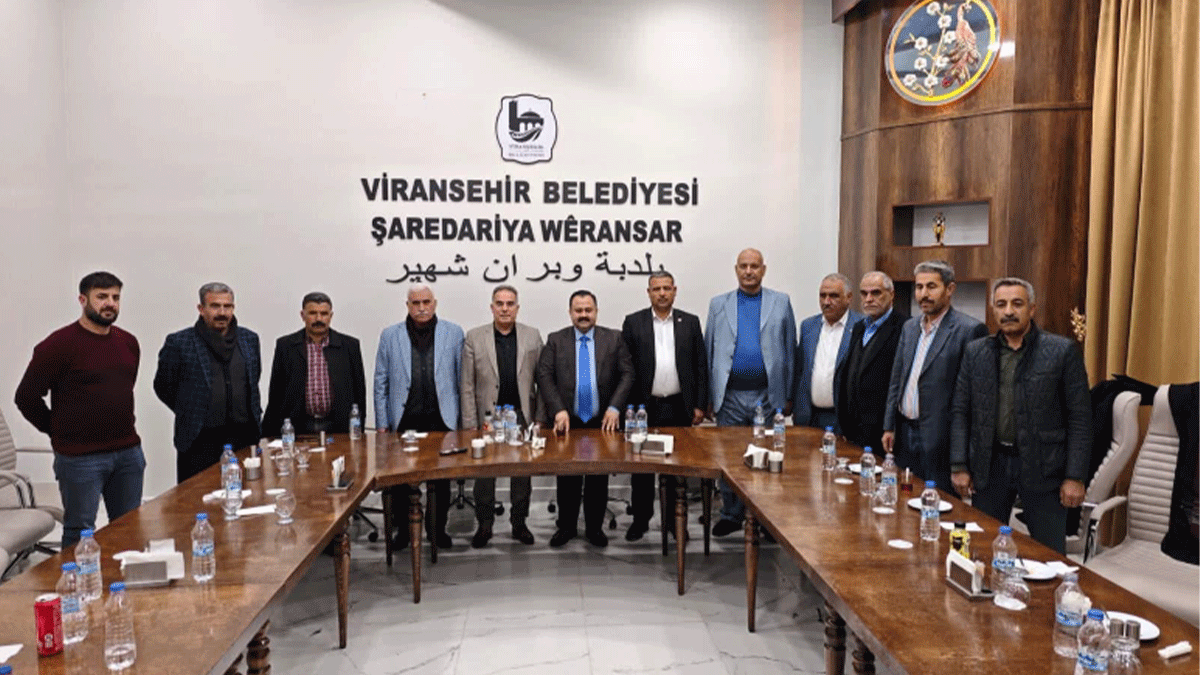 Viranşehir’de başkan ve meclis üyeleri iftarda buluştu