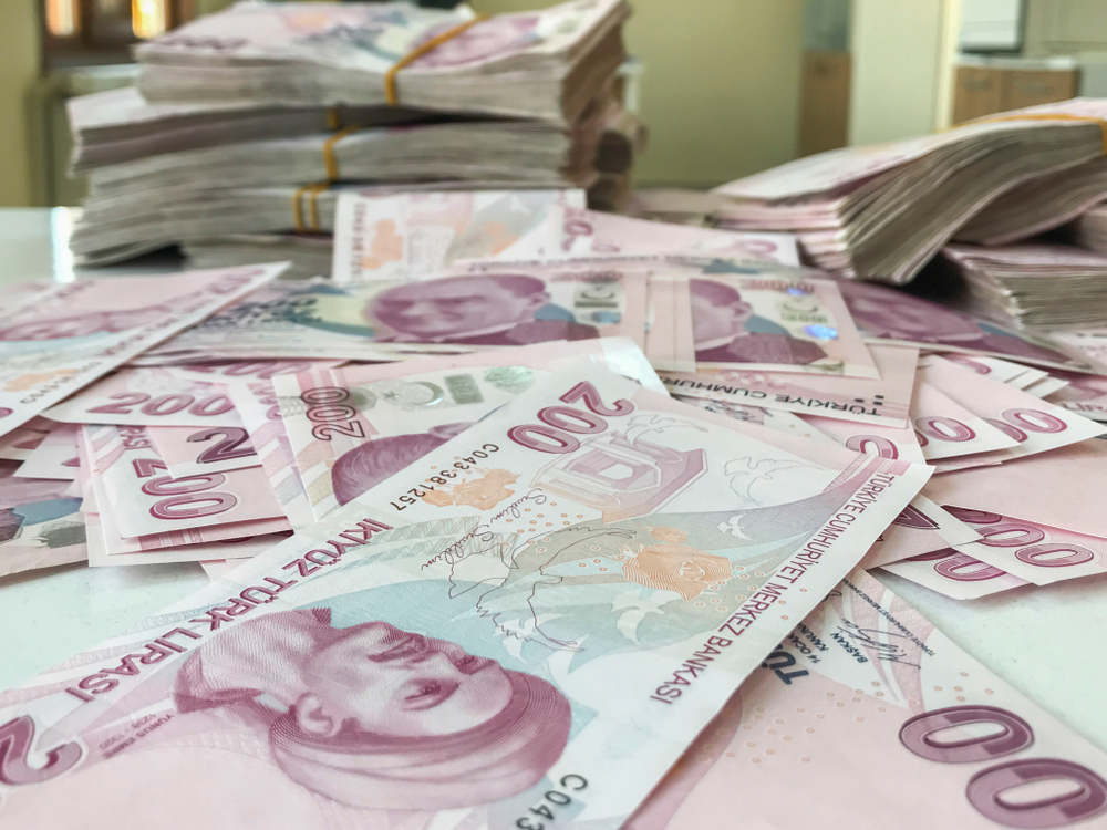 6 ay da 921 milyar TL ceza kesildi