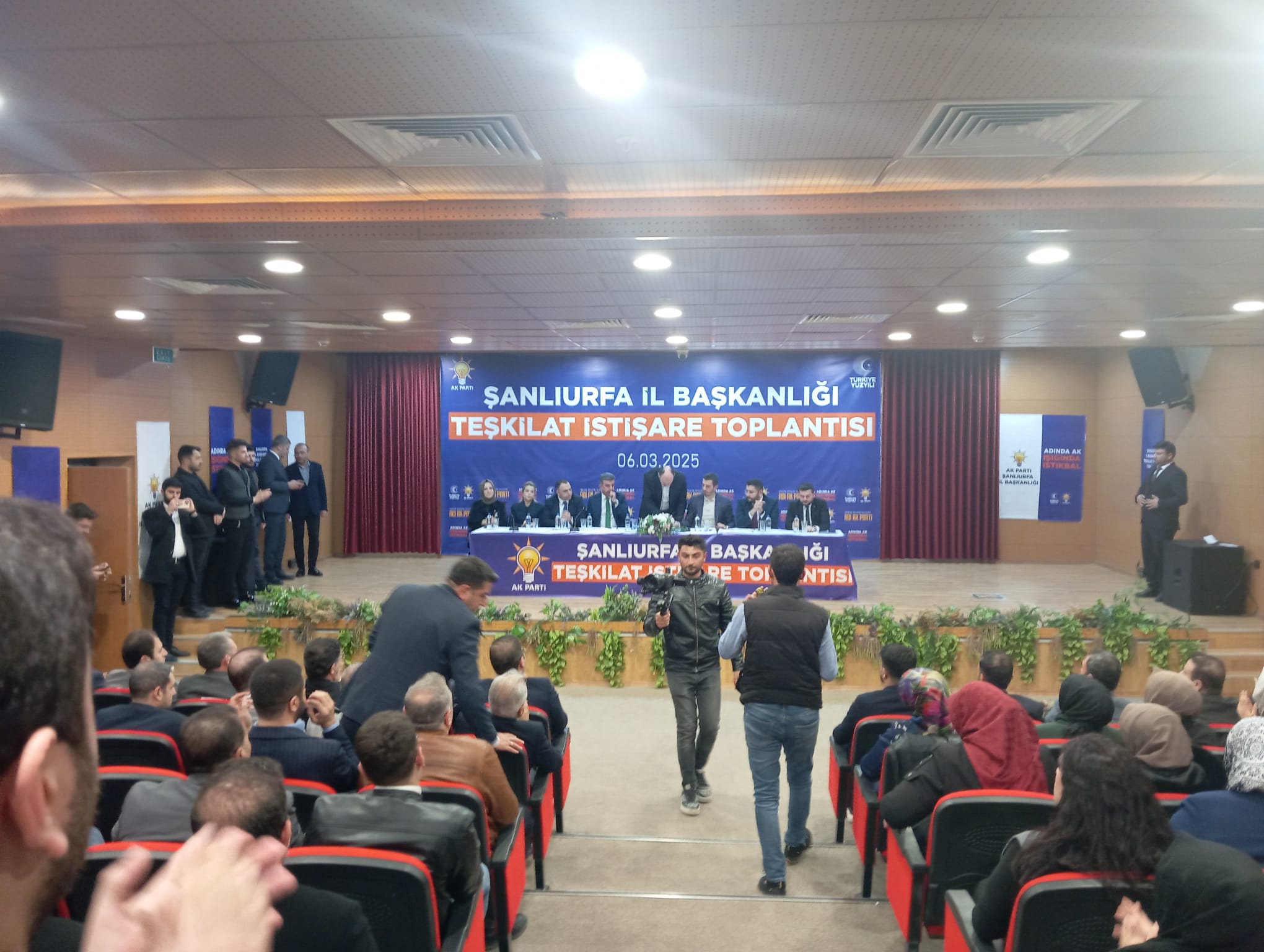 AK Parti Teşkilatı Şanlıurfa'da toplandı... Üç kademe istişare toplantısı