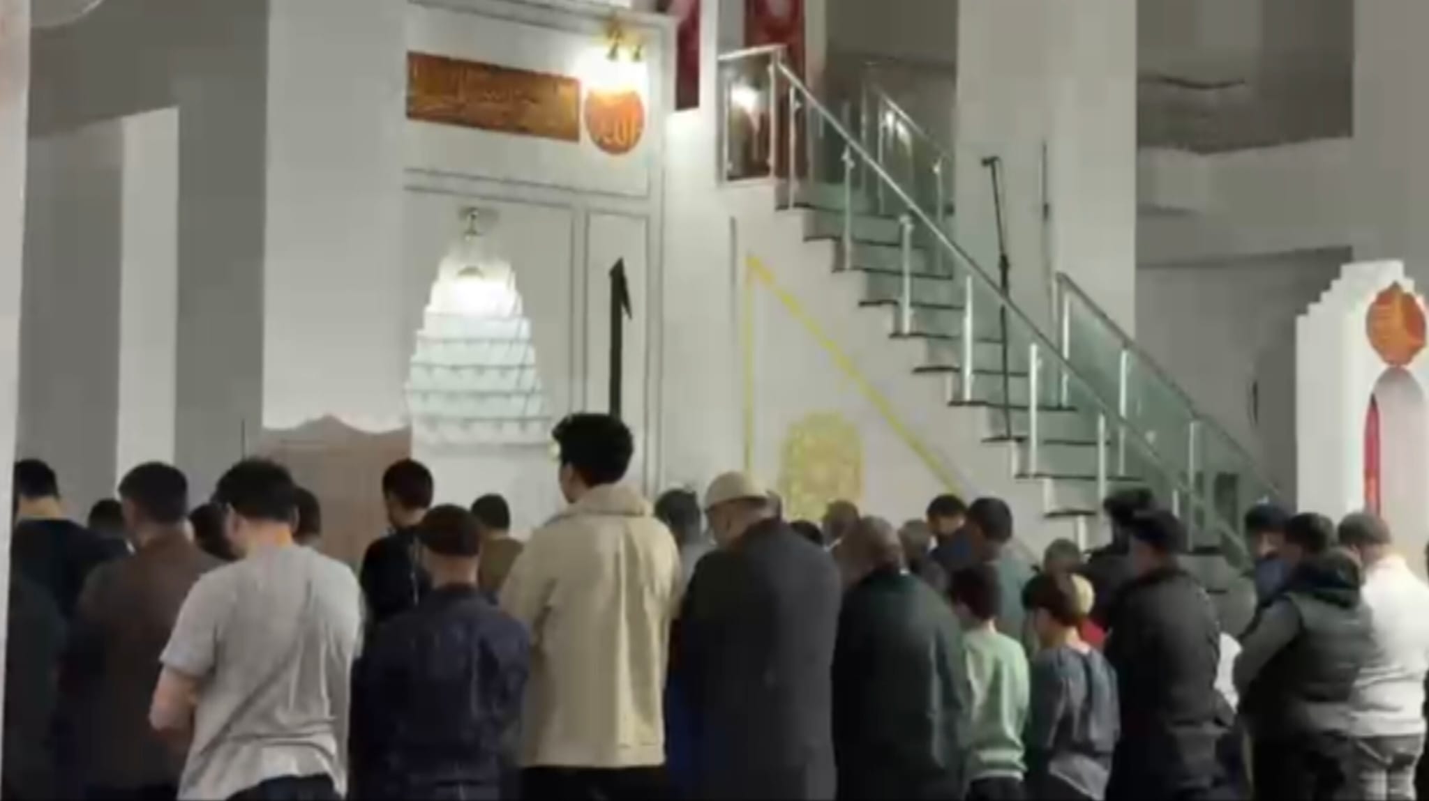 Şanlıurfa'da Ramazan coşkuyla karşılandı! İlk teravih kılındı