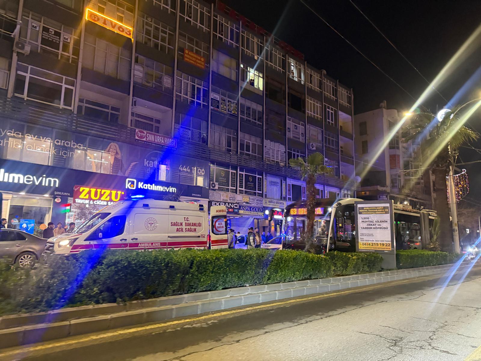 Şanlıurfa'da lokantada bıçaklı kavga! Şişle saldırdı: Yaralılar var...