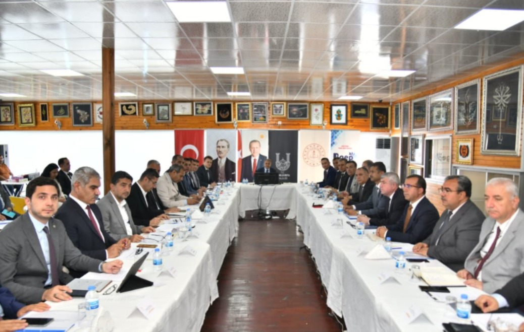 Şanlıurfa'da Vali başkanlığında eğitim zirvesi: Çalışmalar, sonuçlar, hedefler...