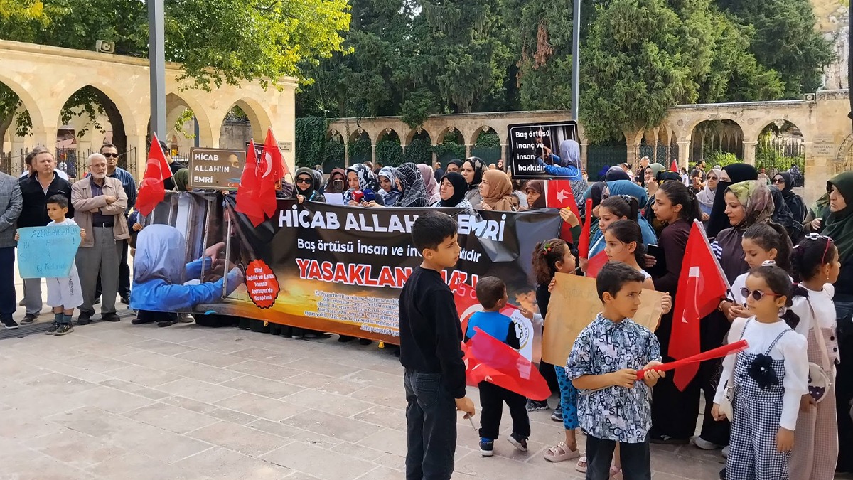 Şanlıurfa’daki platform başörtüsü için ses yükseltti: Azerbaycan yönetimine çağrı