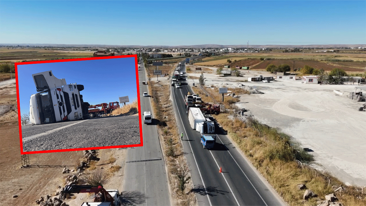 Şanlıurfa’da tekstil hammaddesi yüklü tır devrildi! Yükler yola saçıldı, trafik aksadı