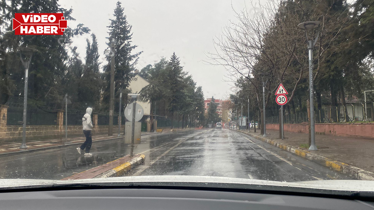 Meteoroloji uyarmıştı: Şanlıurfa'da sıcaklık düştü yağış devam ediyor