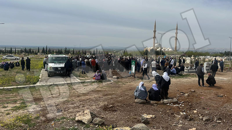 Şanlıurfa’da bayram günü silahlı saldırıda ölen 2 kardeş defnedildi