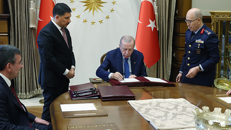 Cumhurbaşkanı Erdoğan imzaladı! Genelkurmay başkanı değişti