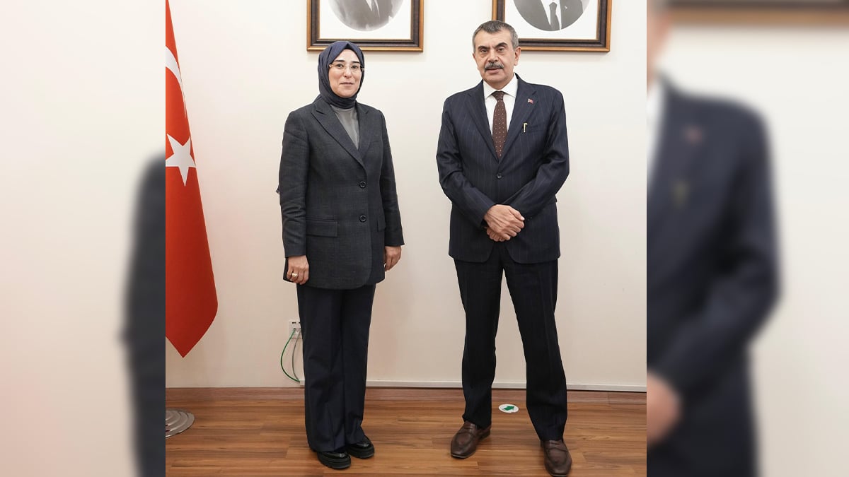 Şanlıurfa’nın eğitim gündemi TBMM’de: Vekil Yazmacı Bakan Tekin ile görüştü