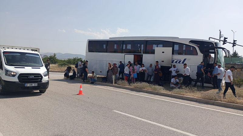 Şanlıurfa’dan çıkan otobüs Malatya’da kaza yaptı!
