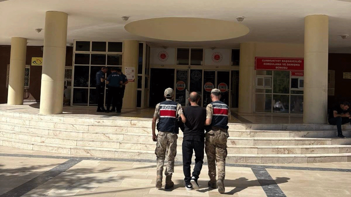Şanlıurfa’da 24 yıl hapis cezası bulunan zehir taciri yakalandı