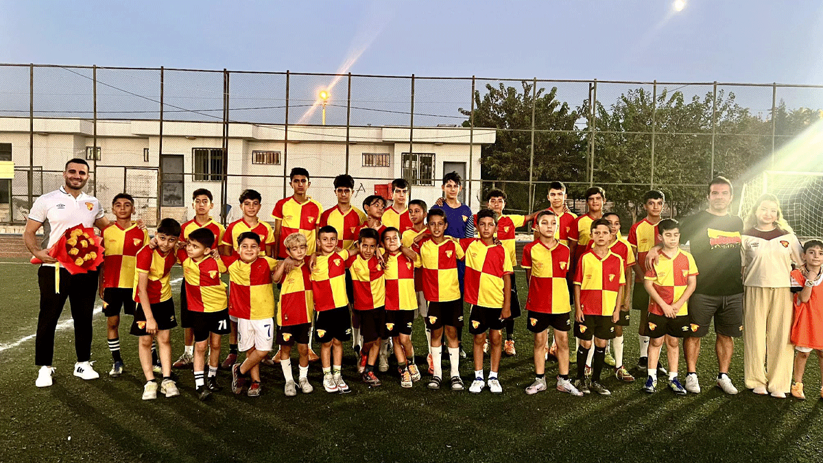 Süper Lig ekibinden Şanlıurfalı çocuklara özel ziyaret!
