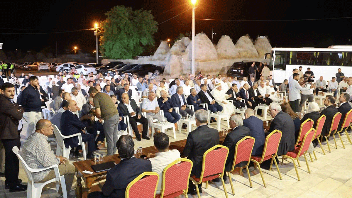 Şanlıurfa'ya gelen okullar olayının komisyonuna ziyafet tepkisi